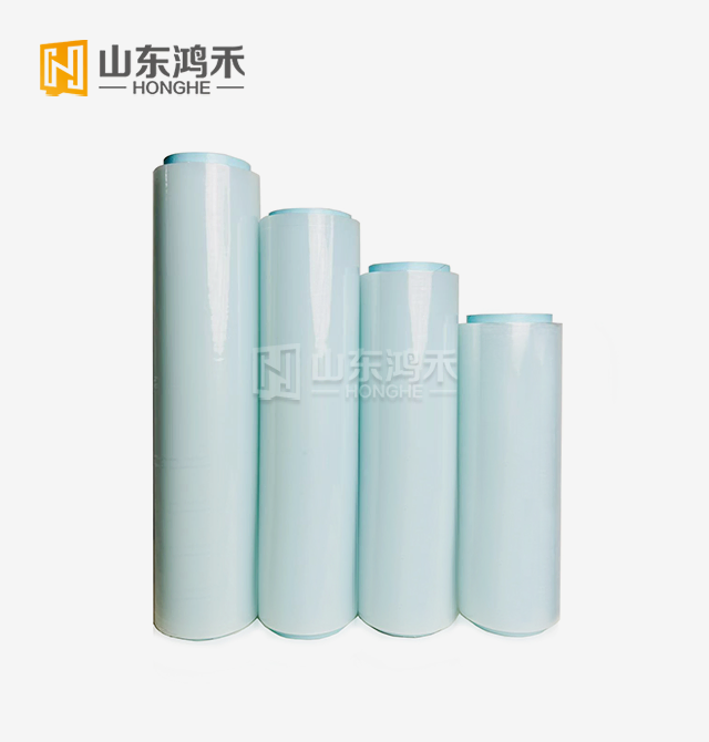 Clear plastic wrap is an important barrier between fresh food and the environment. It keeps meat and veggies from getting contaminated and keeps them at their freshest. Food Grade PE Plastic Wrap is the standard in the industry because it protects better than other plastics because it is non-toxic and seals well. This clear film forms an airtight seal that keeps moisture in, stops germs from growing, and greatly increases the shelf life. If you're in charge of a commercial kitchen or an industrial food processing center, learning the right way to wrap food can help you cut down on waste by up to 40% while still following food safety rules.